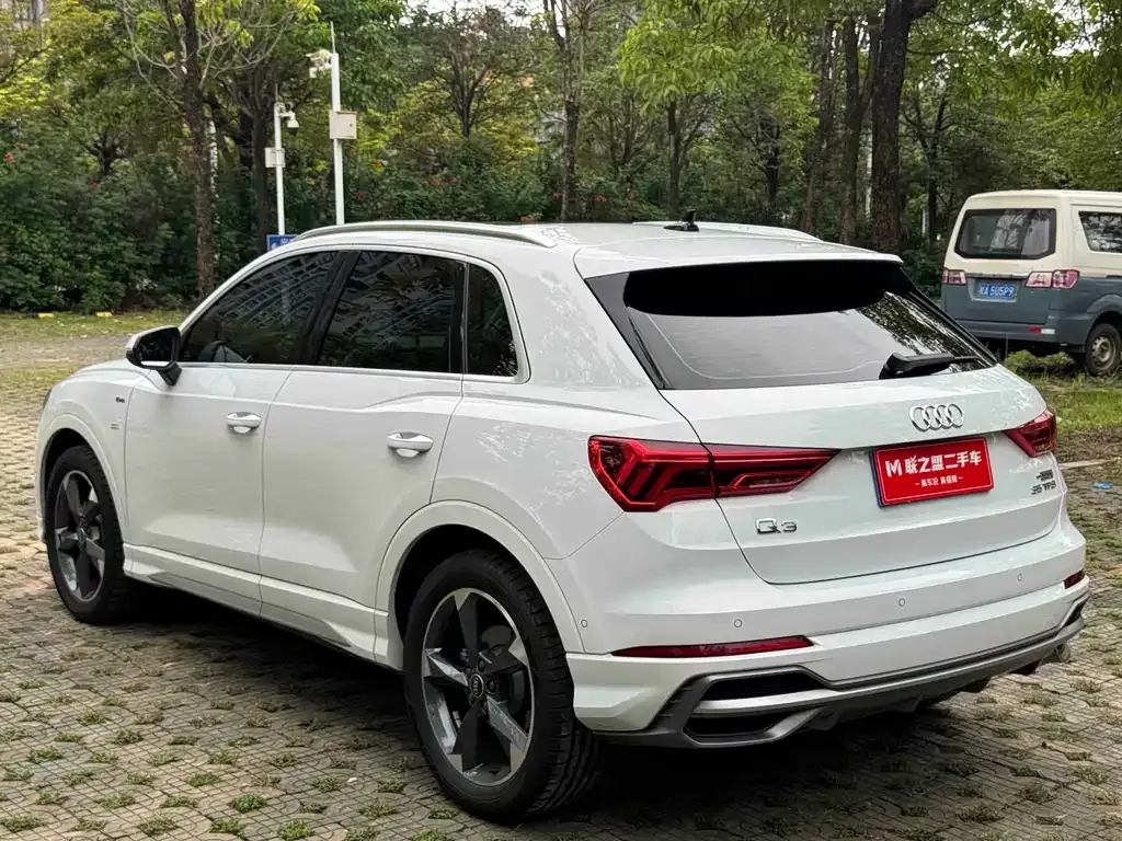 Audi Q3 — фото 5