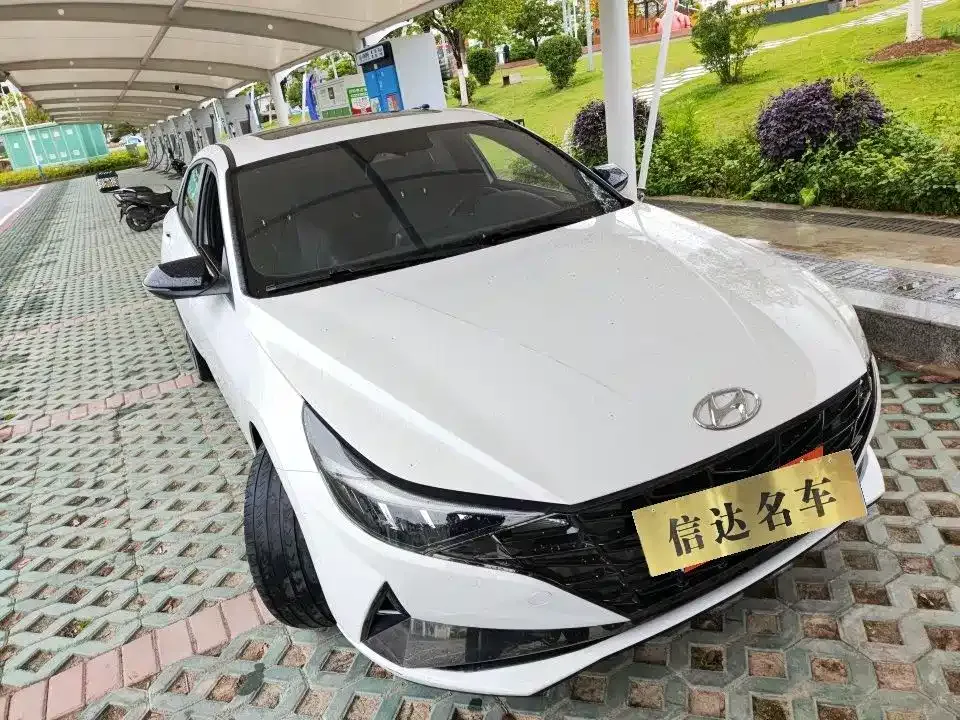 Hyundai Elantra 2022 из CN, фото 1