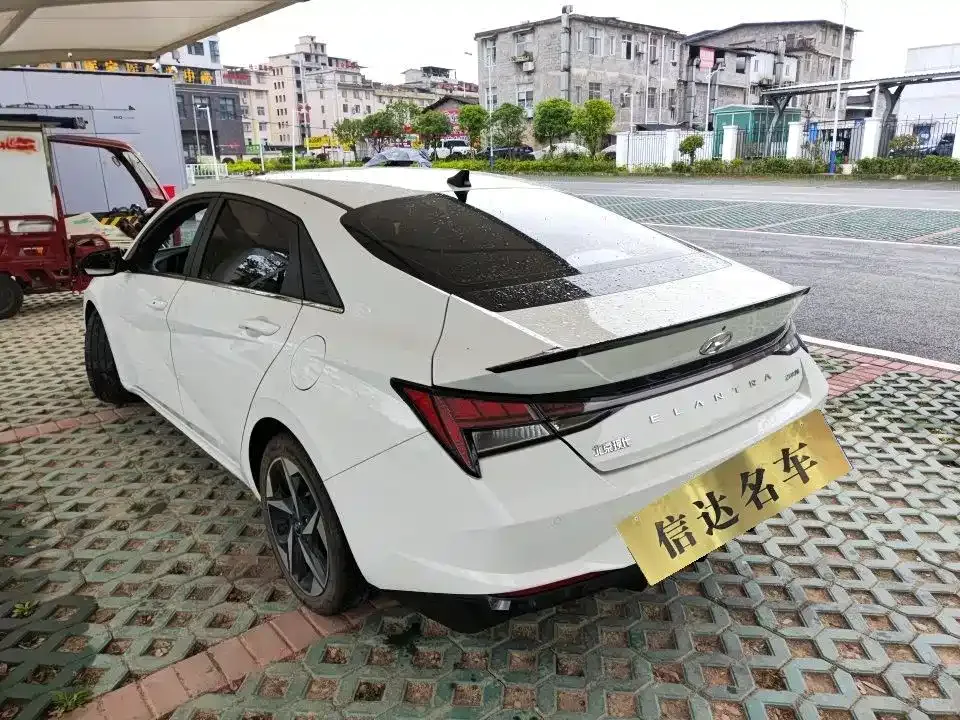 Hyundai Elantra 2022 из CN, фото 5
