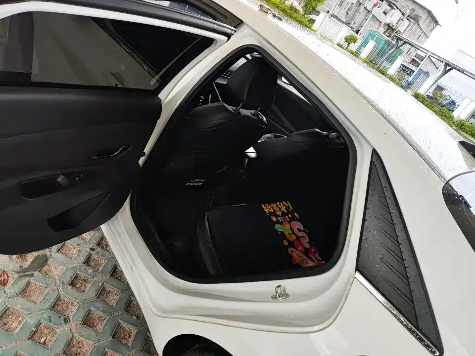 Hyundai Elantra 2022 из CN, фото 6
