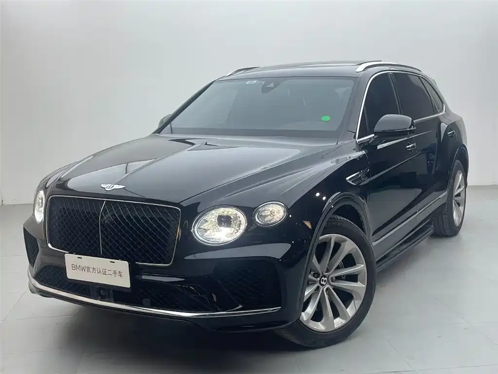 Bentley Bentayga — фото 1