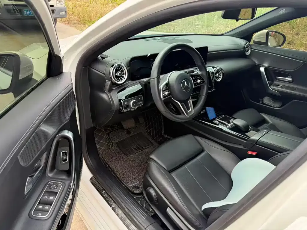 Mercedes-Benz A-Class 2021 из CN, фото 6