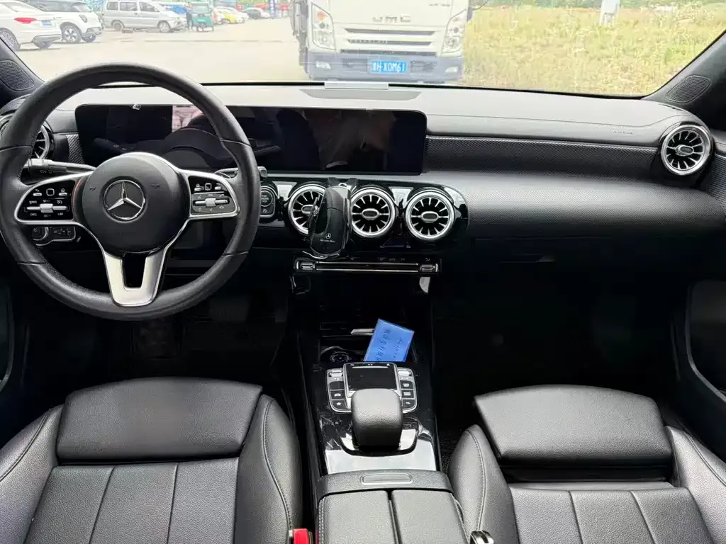 Mercedes-Benz A-Class 2021 из CN, фото 3