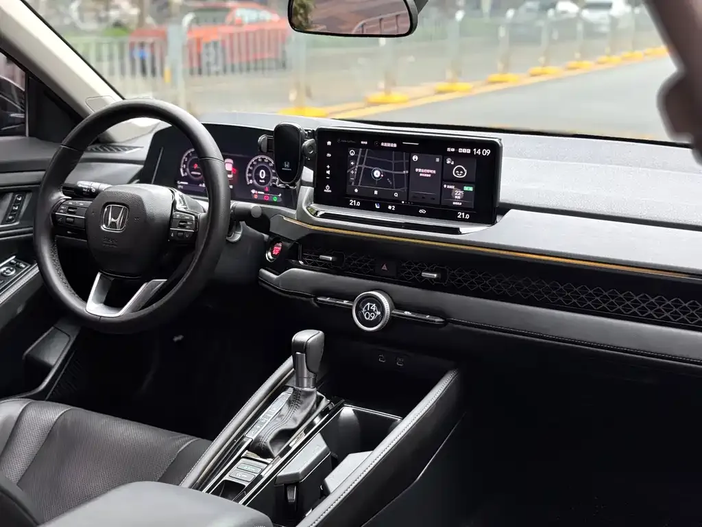 Honda Accord 2024 из CN, фото 8