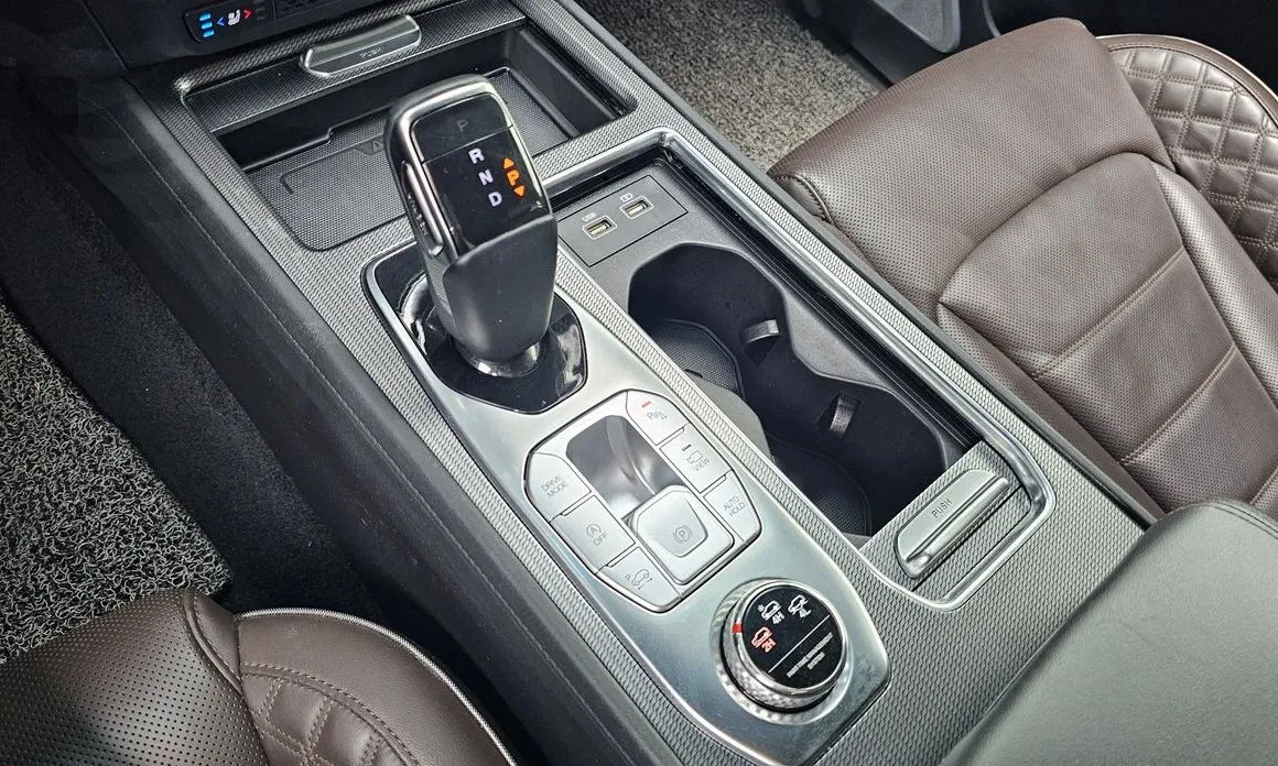 KG Mobility (Ssangyong) Rexton — фото 10