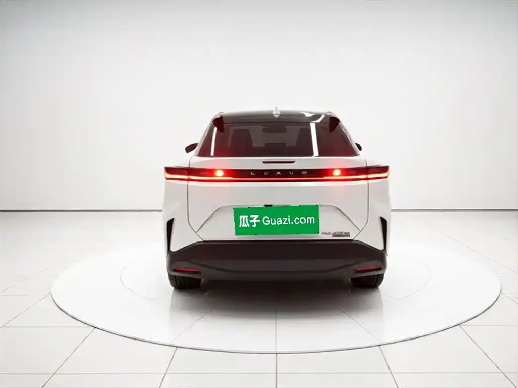 Lexus RZ 2023 из CN, фото 4