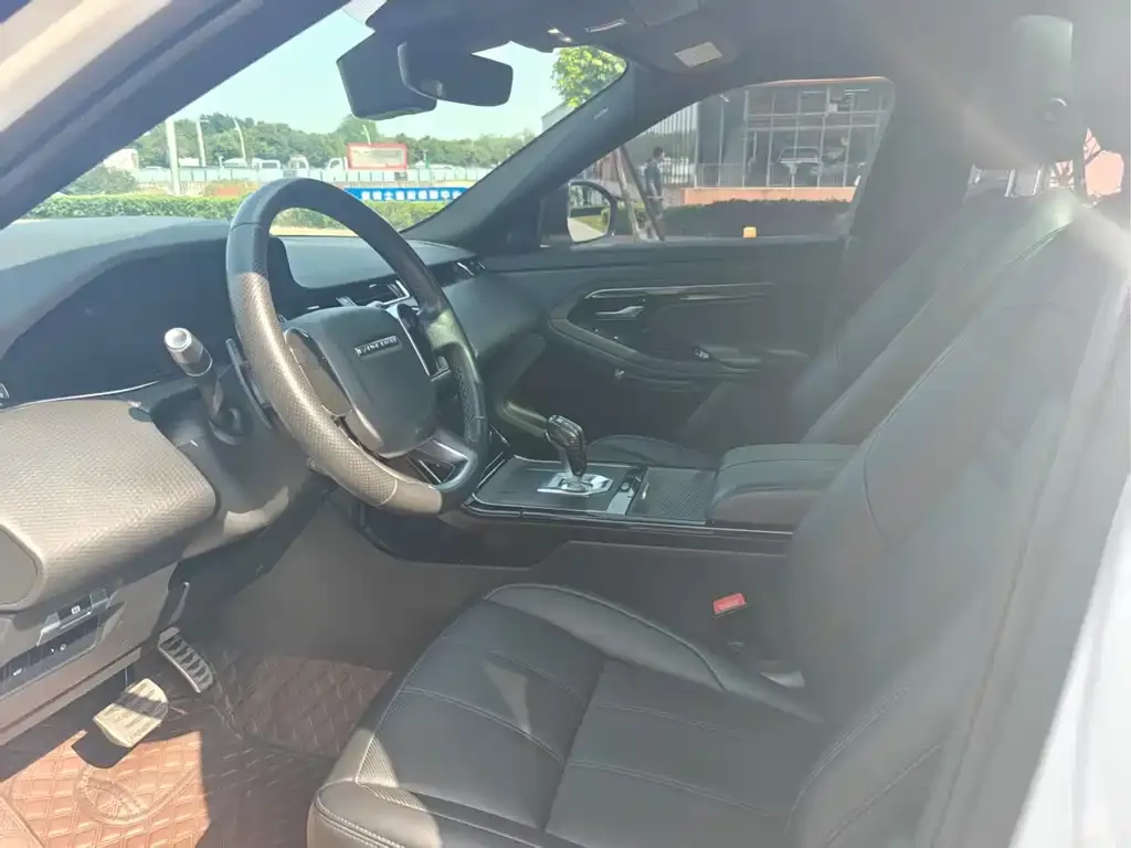 Land Rover Evoque 2021 из CN, фото 2