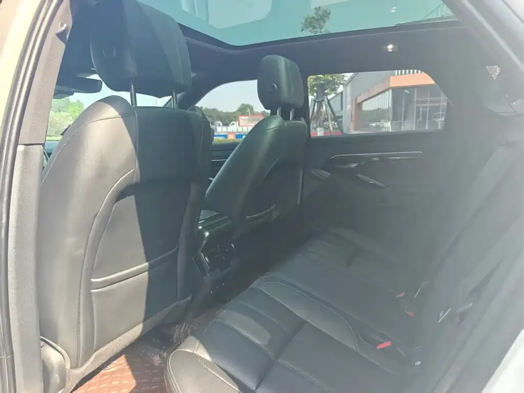 Land Rover Evoque 2021 из CN, фото 4