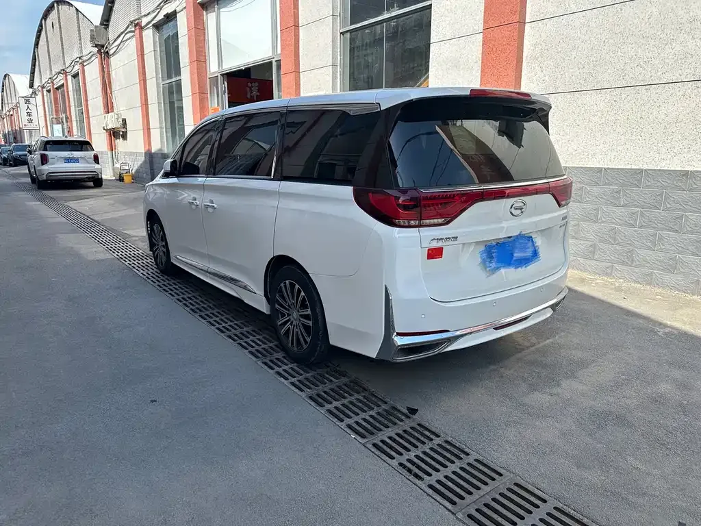 GAC Motor Trumpchi M8 — фото 8