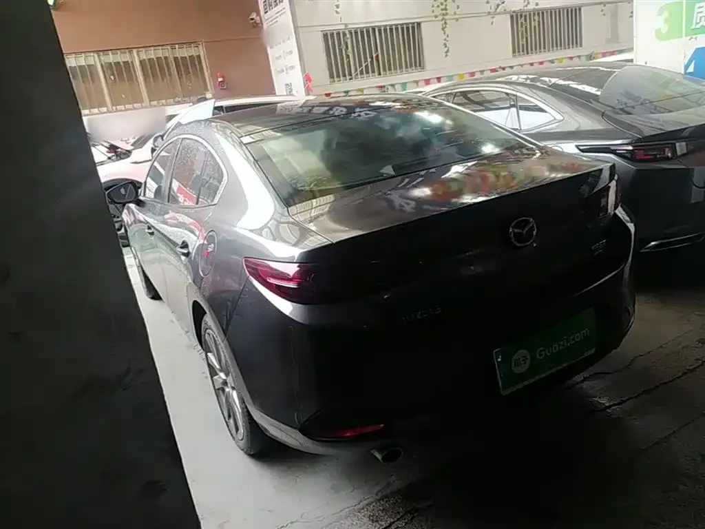 Mazda 3 Axela 2023 из CN, фото 2