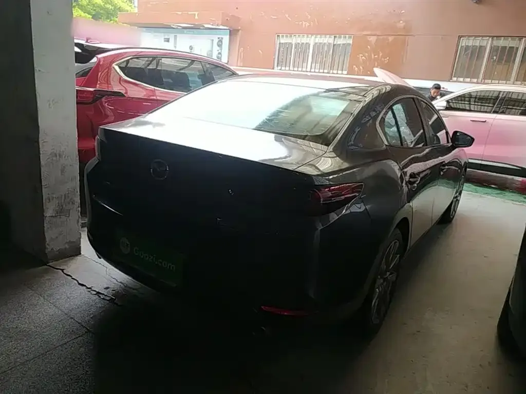 Mazda 3 Axela 2023 из CN, фото 5