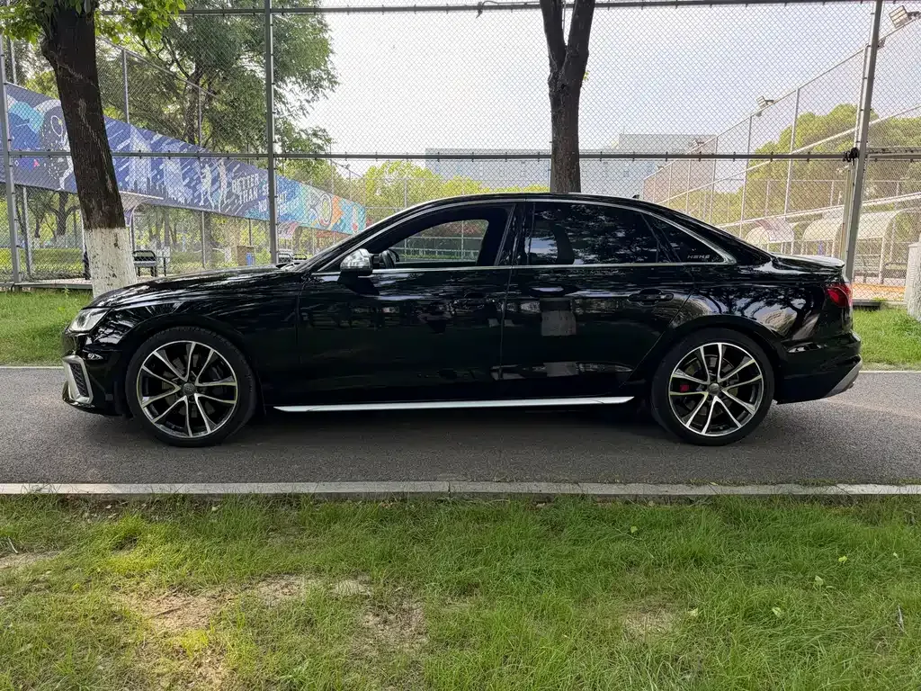 Audi S4 2021 из CN, фото 8