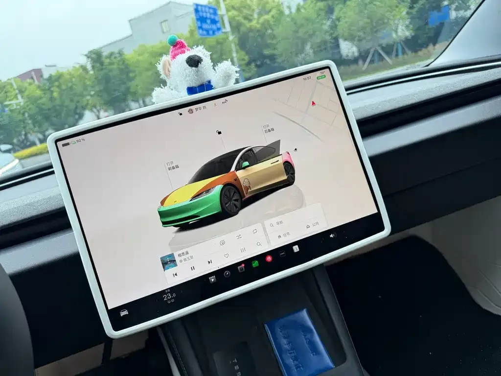 Tesla Model 3 2023 из CN, фото 2