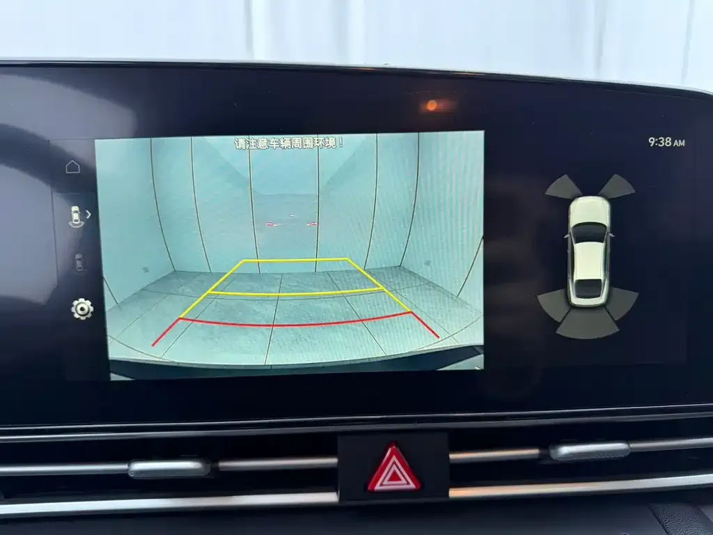 Hyundai Elantra 2023 из CN, фото 10