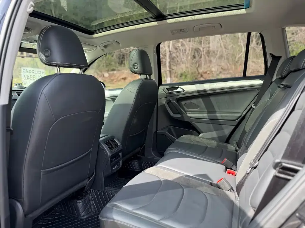 Volkswagen Tiguan L 2021 из CN, фото 7