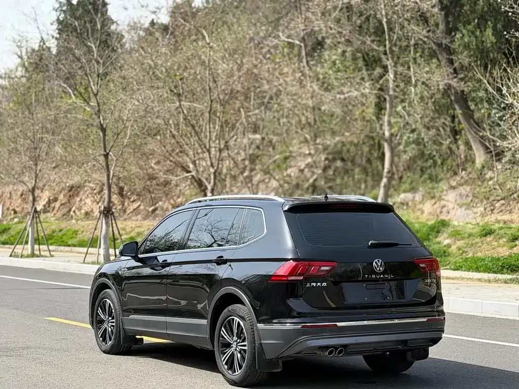 Volkswagen Tiguan L 2021 из CN, фото 9