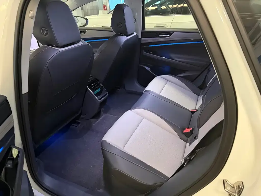 Volkswagen ID.7 VIZZION 2024 из CN, фото 5