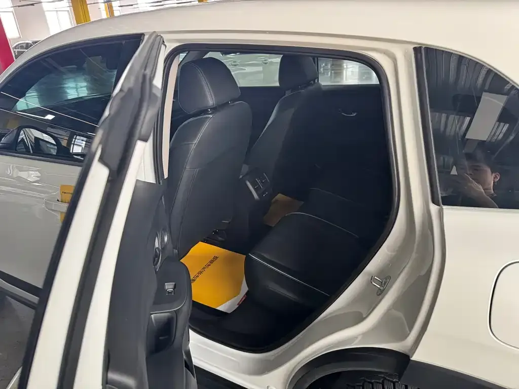Honda HR-V 2024 из CN, фото 4