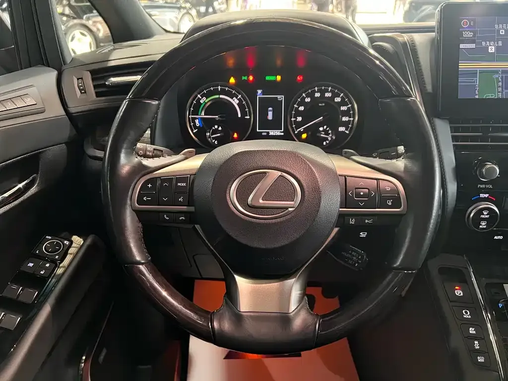 Lexus LM 2023 из CN, фото 10
