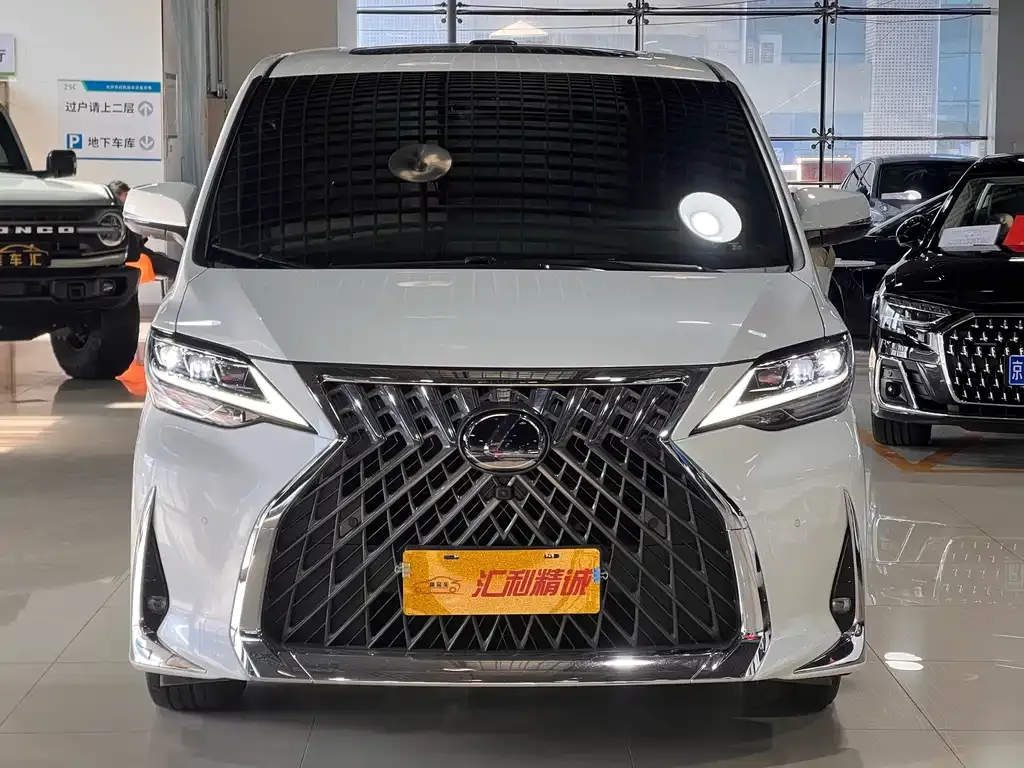 Lexus LM 2023 из CN, фото 4