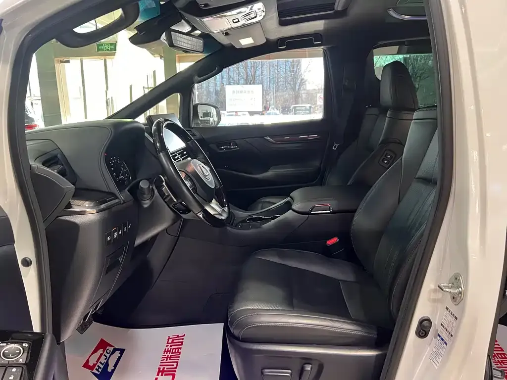 Lexus LM 2023 из CN, фото 5