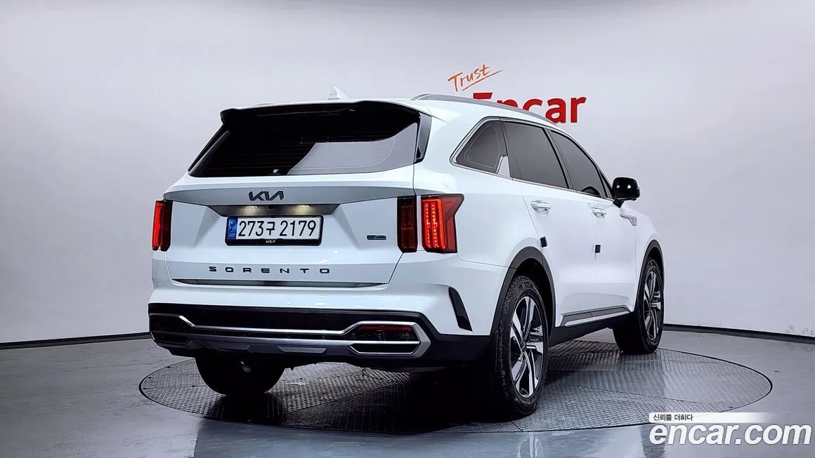 Kia Sorento — фото 5