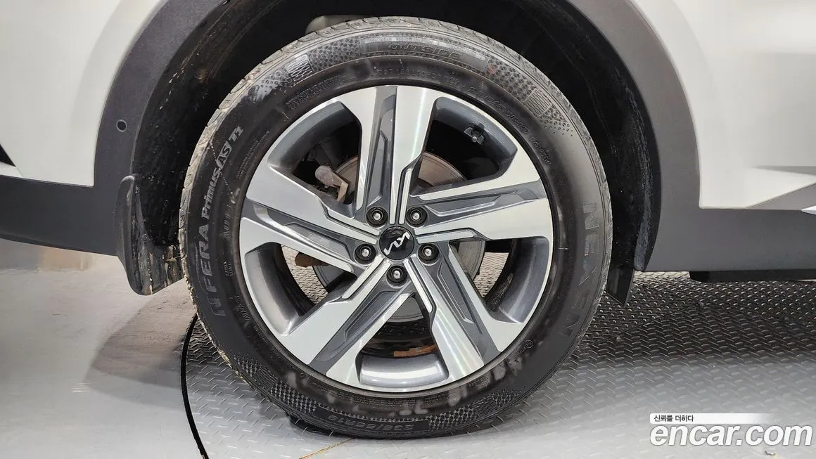Kia Sorento — фото 4