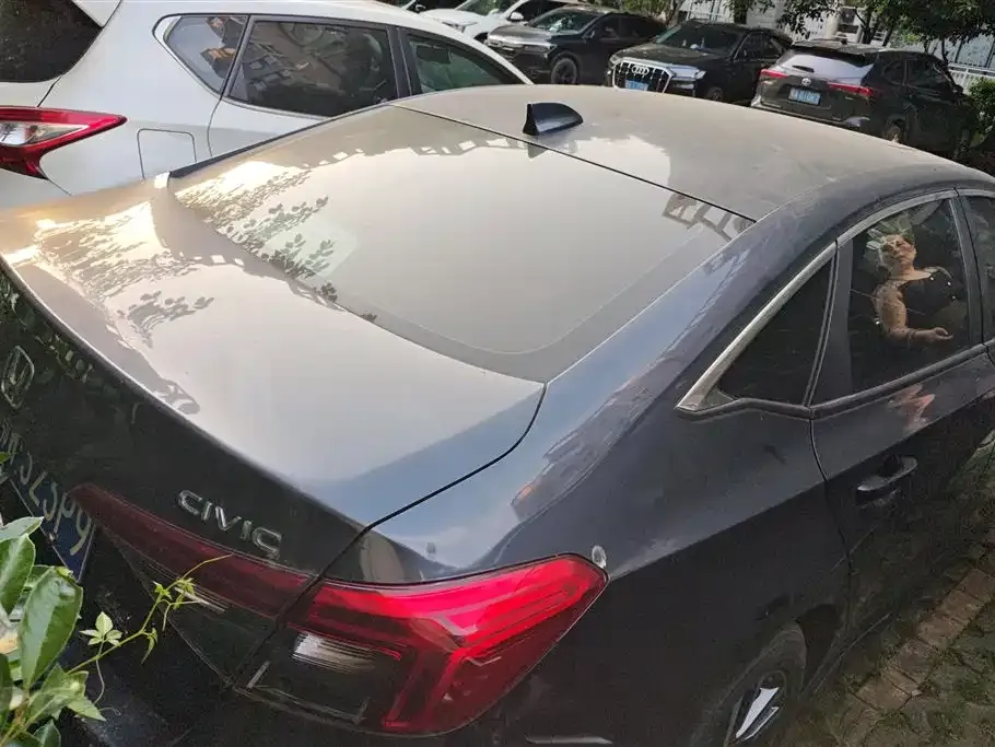 Honda Civic — фото 10