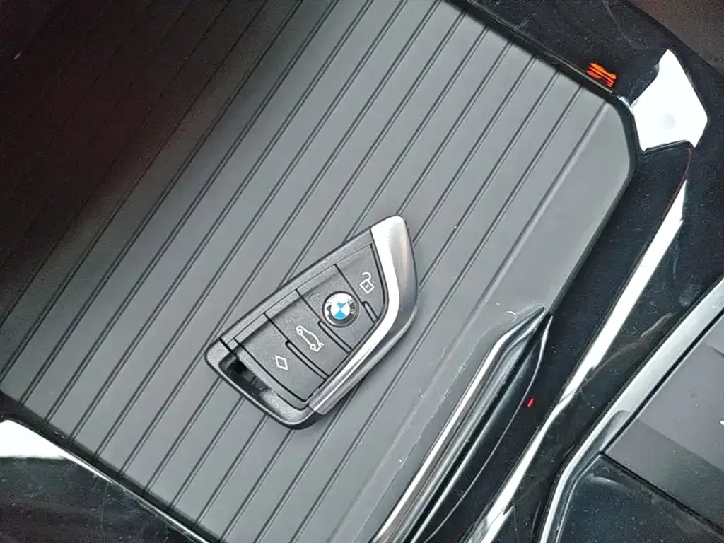 BMW X3 — фото 3
