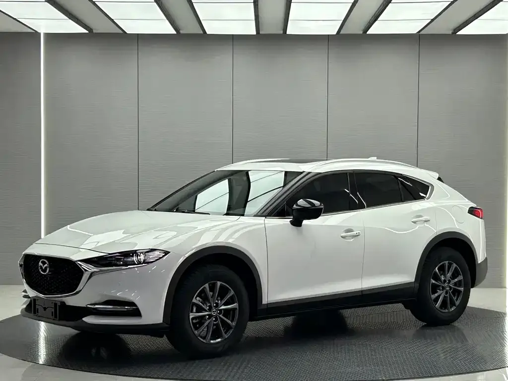 Mazda CX-4 — фото 1