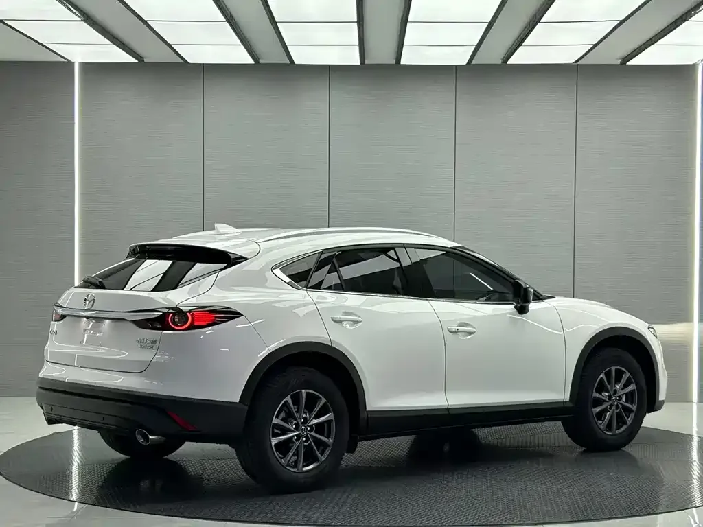 Mazda CX-4 — фото 4