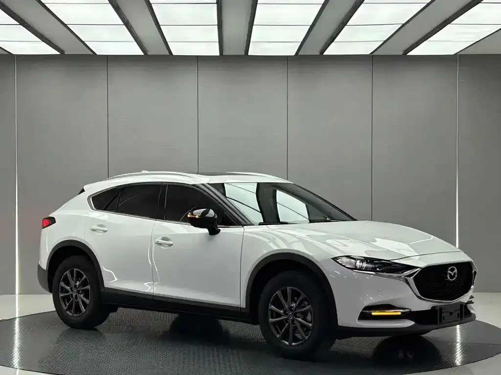 Mazda CX-4 — фото 10