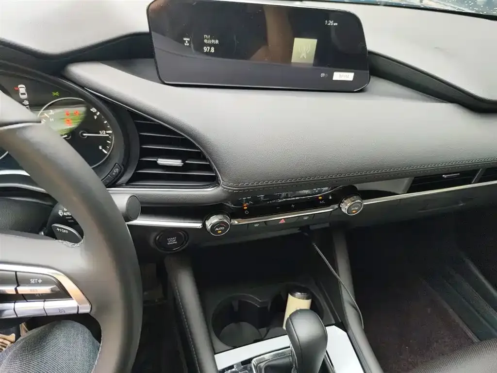 Mazda 3 Axela 2023 из CN, фото 7