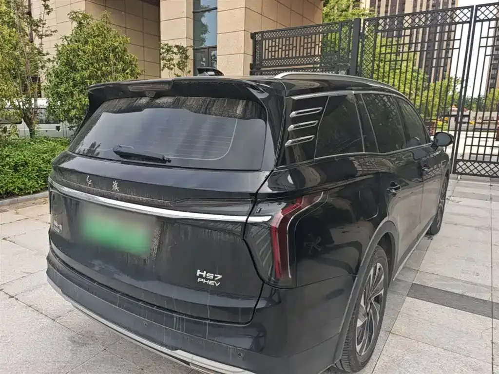 Hongqi HS7 PHEV — фото 4