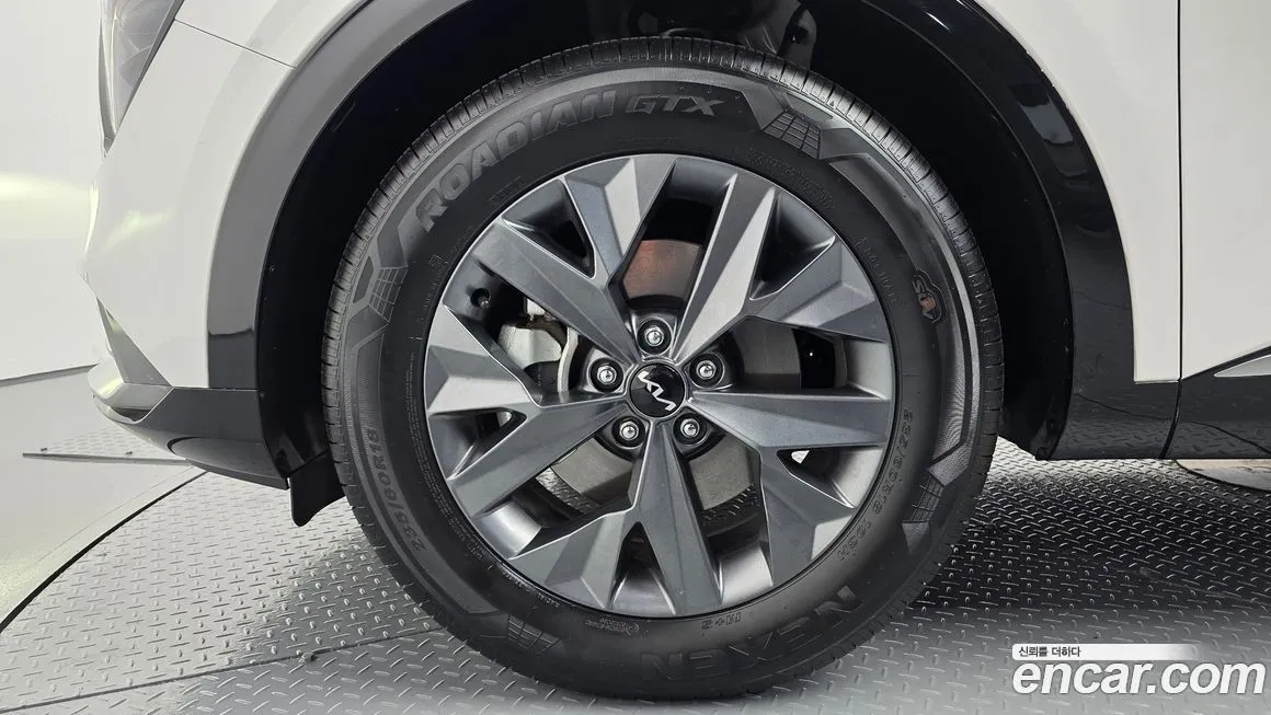 Kia Sportage — фото 6
