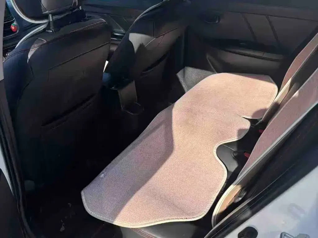 Toyota Yaris L 2023 из CN, фото 3