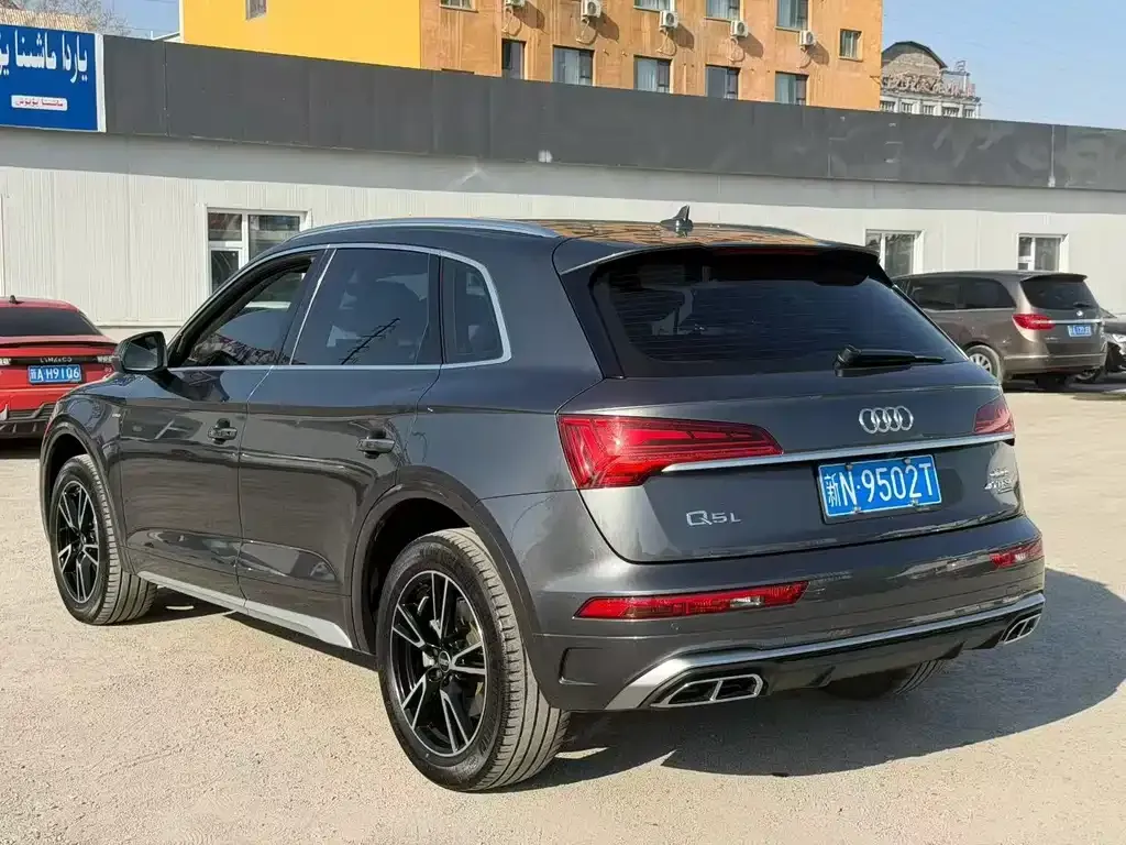 Audi Q5L 2023 из CN, фото 3