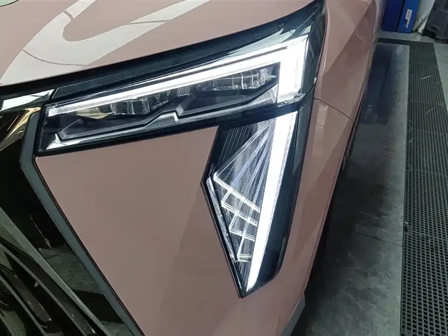 GAC Motor Trumpchi E9 — фото 10