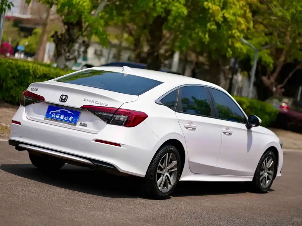 Honda Civic — фото 3