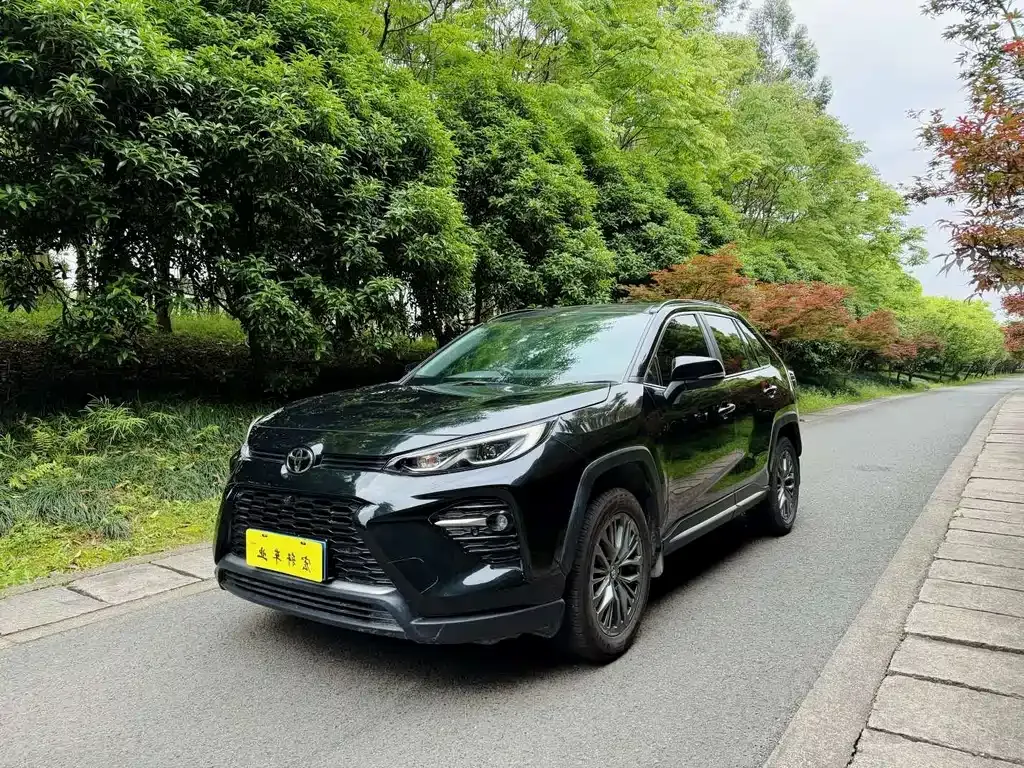 Toyota Wildlander 2023 из CN, фото 1