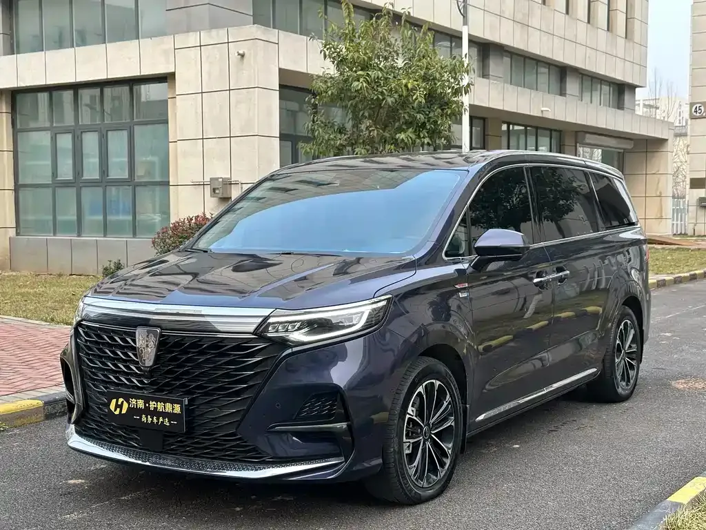 Roewe iMAX8 — фото 1