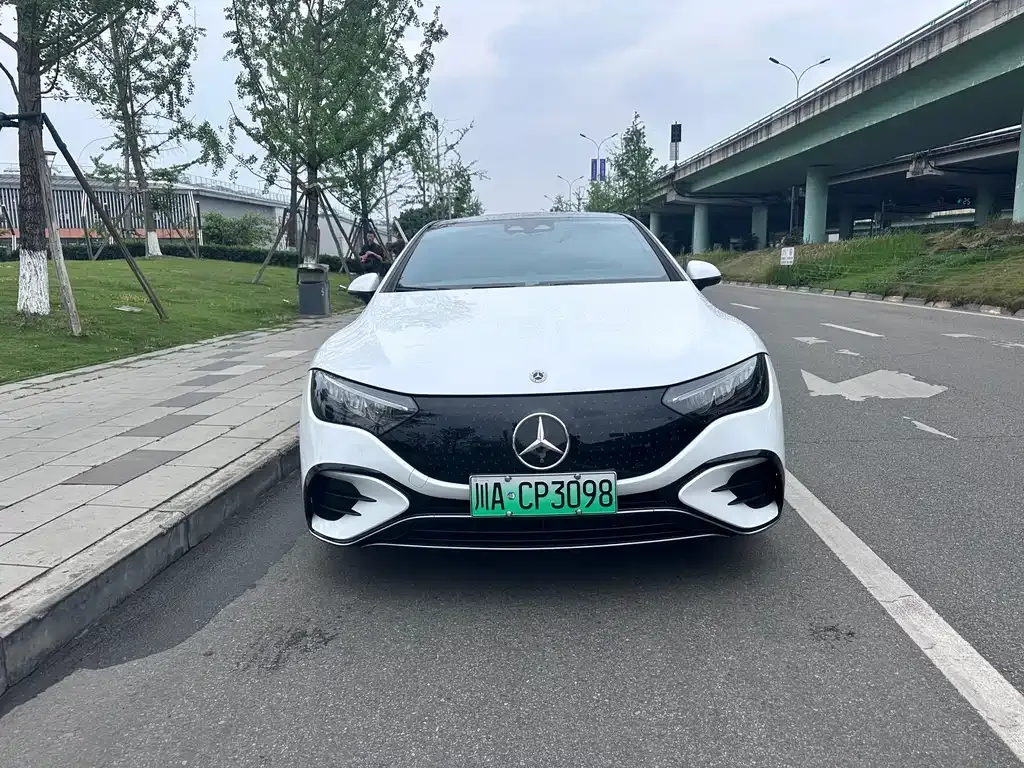 Mercedes-Benz EQE 2023 из CN, фото 9