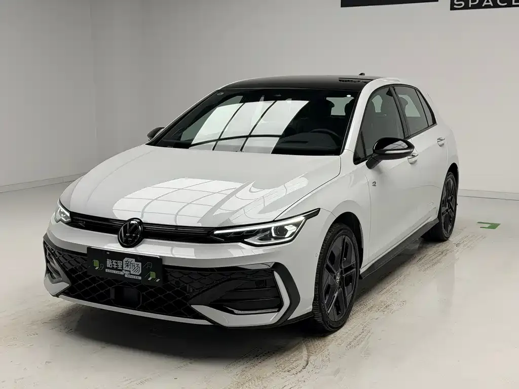 Volkswagen Golf 2025 из CN, фото 1