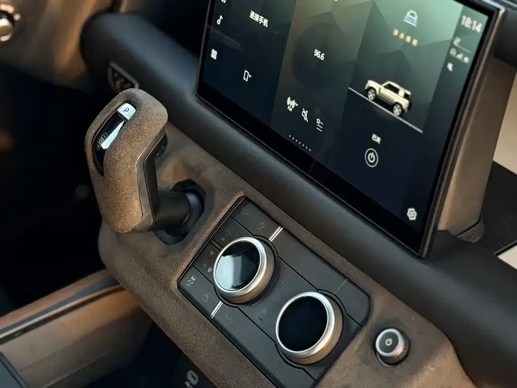 Land Rover Defender 2022 из CN, фото 2