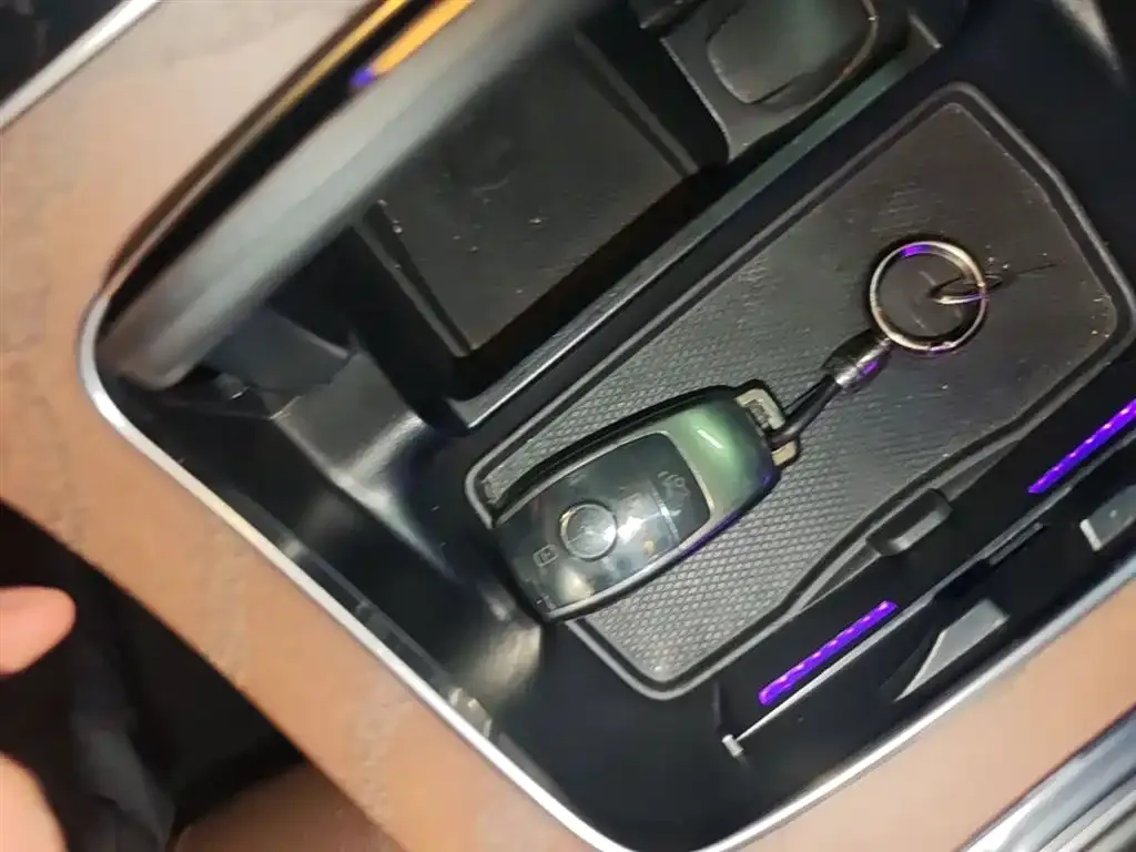 Mercedes-Benz E-Class 2022 из CN, фото 5