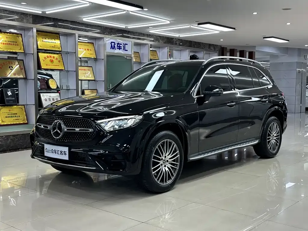 Mercedes-Benz GLC — фото 1