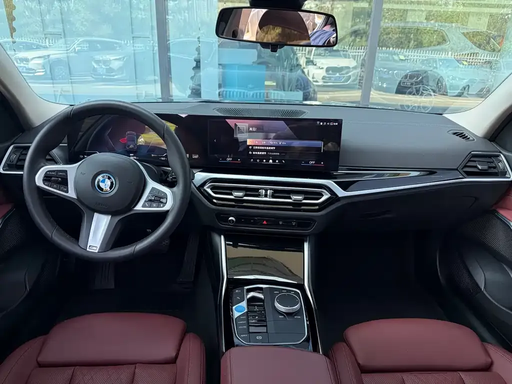 BMW i3 — фото 3