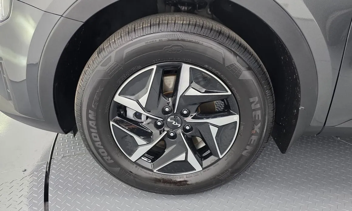 Kia Sorento 2024 из KR, фото 9
