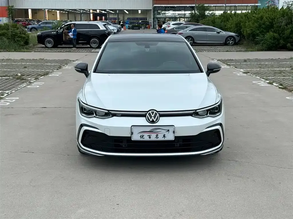 Volkswagen Golf — фото 5