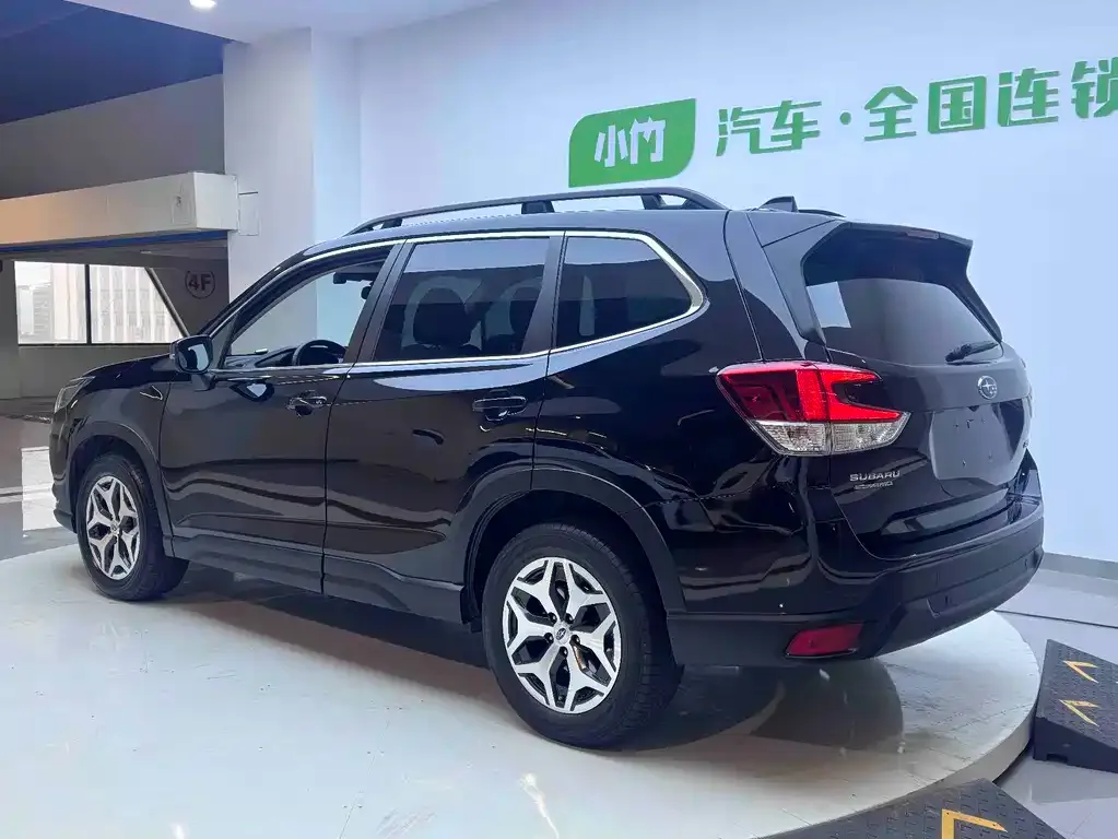 Subaru Forester — фото 9